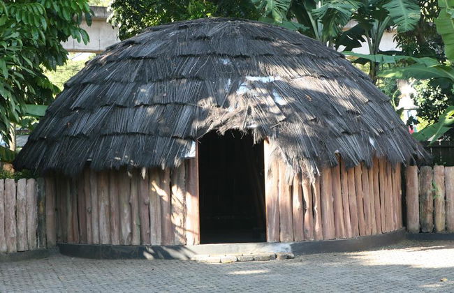 Indonesia en Miniatura - Excursión privada de día completo - Foto 3